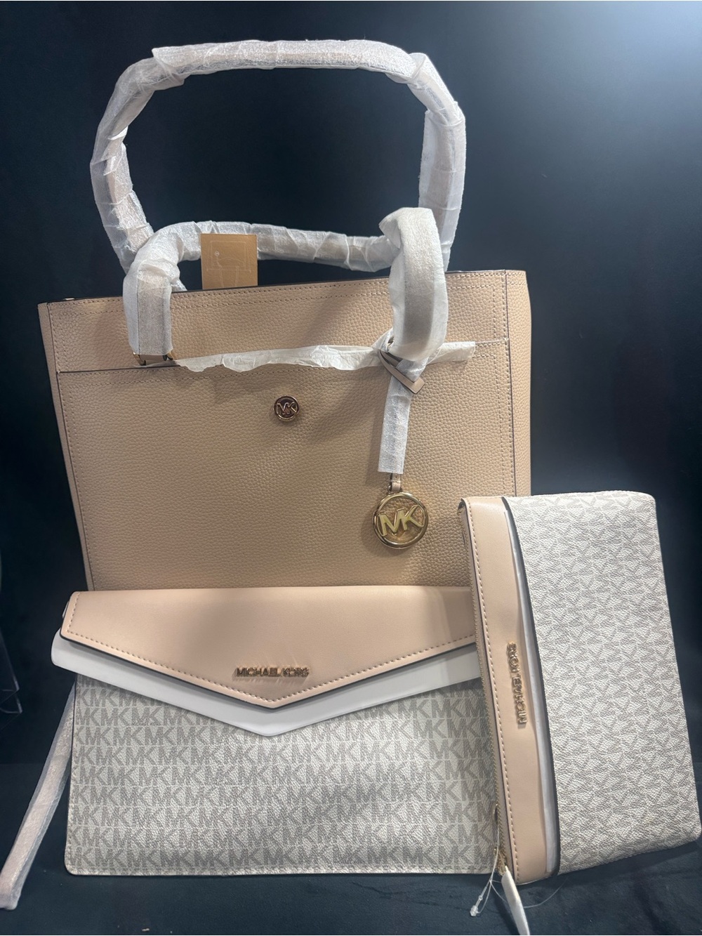 Michael Kors Beige & Cream Three-Piece Tote, Envelope Wristlet & Wallet Set